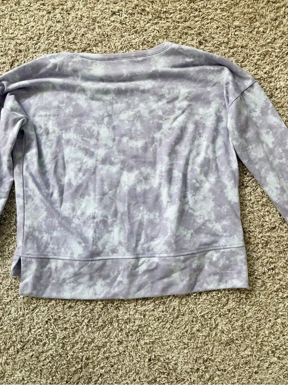 Onzie High Low Tie Dye Sweatshirt in Lavender/Gray